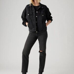 NWOT Levi's Wedgie Straight Denim - After Sunset Black - Size 27